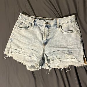 Light Wash Arie Women’s Jean Shorts